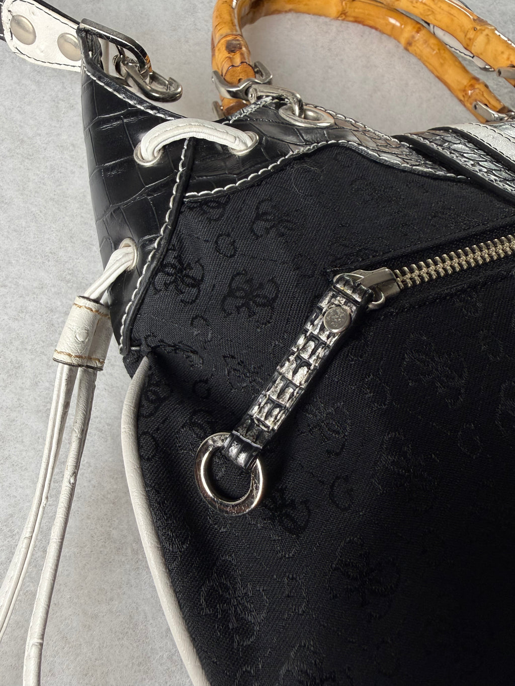 Guess Tasche