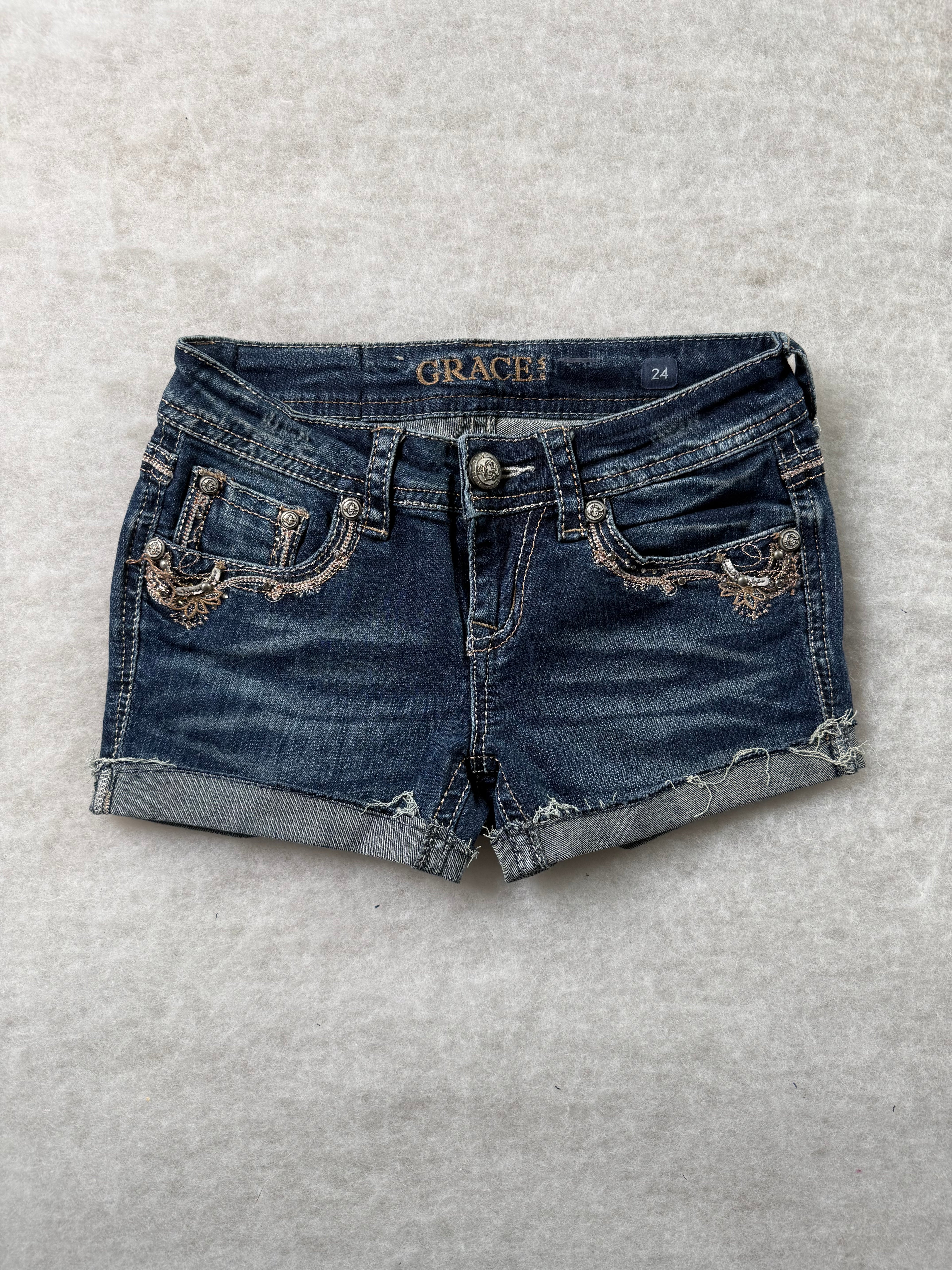 Grace in LA Shorts 24