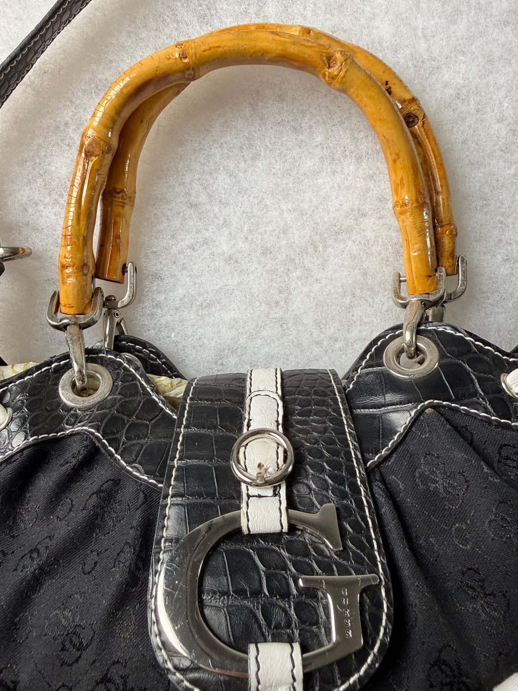 Guess Tasche