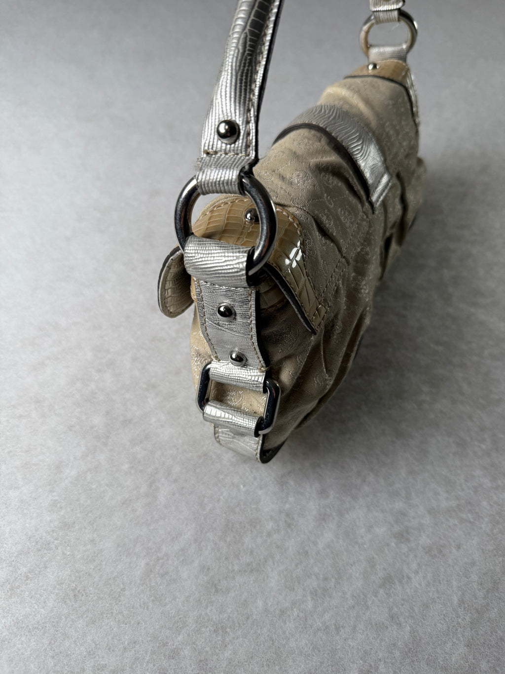 Guess Tasche