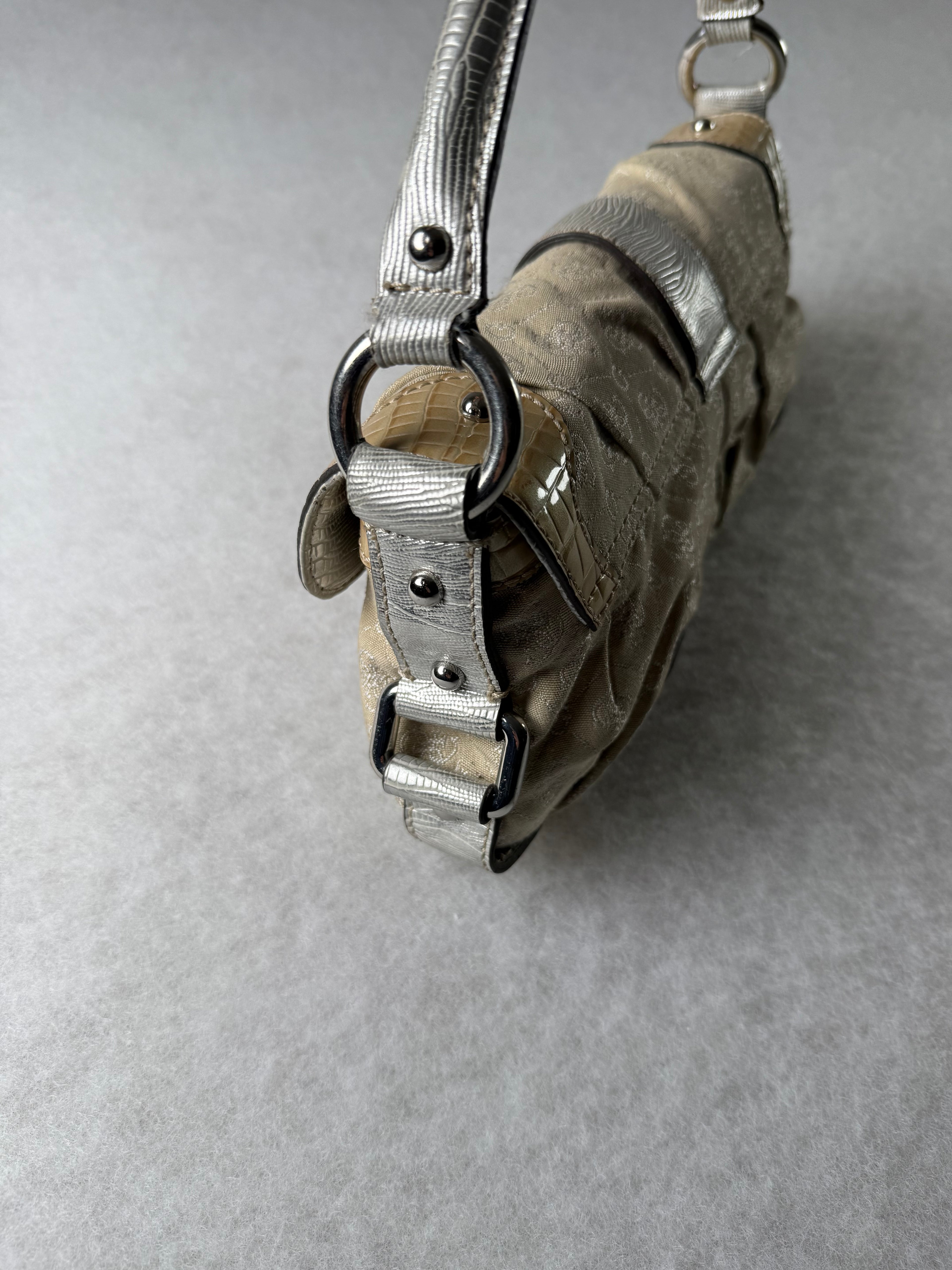 Guess Tasche