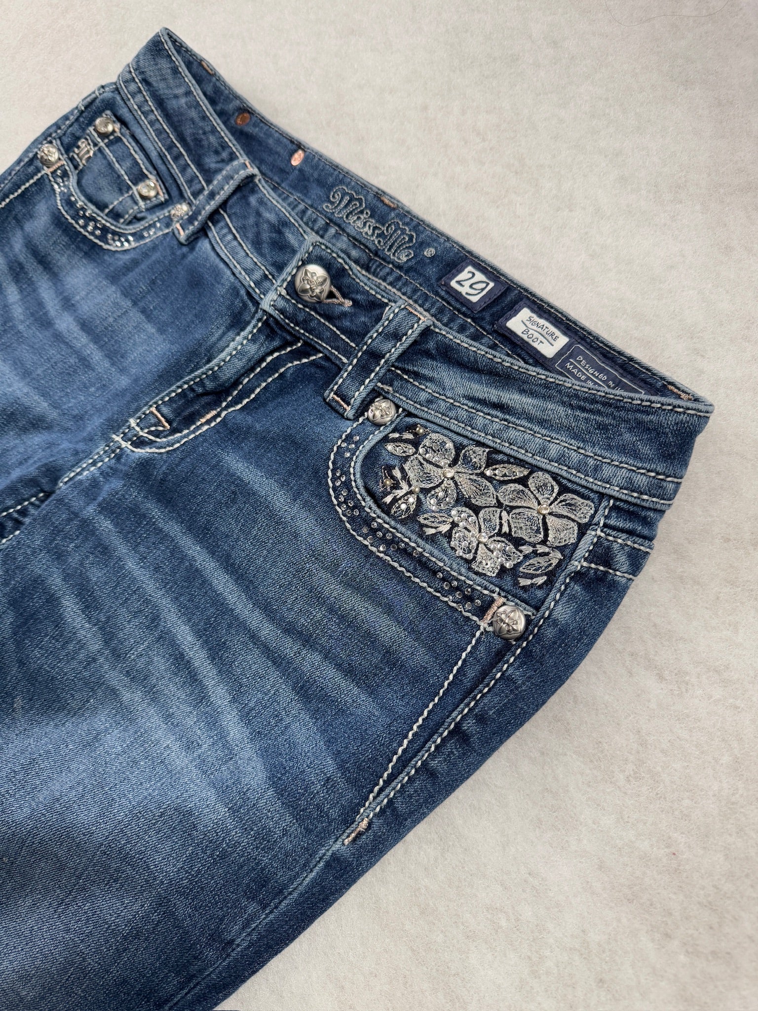 Miss Me Boot Cut Low Waist Jeans 29