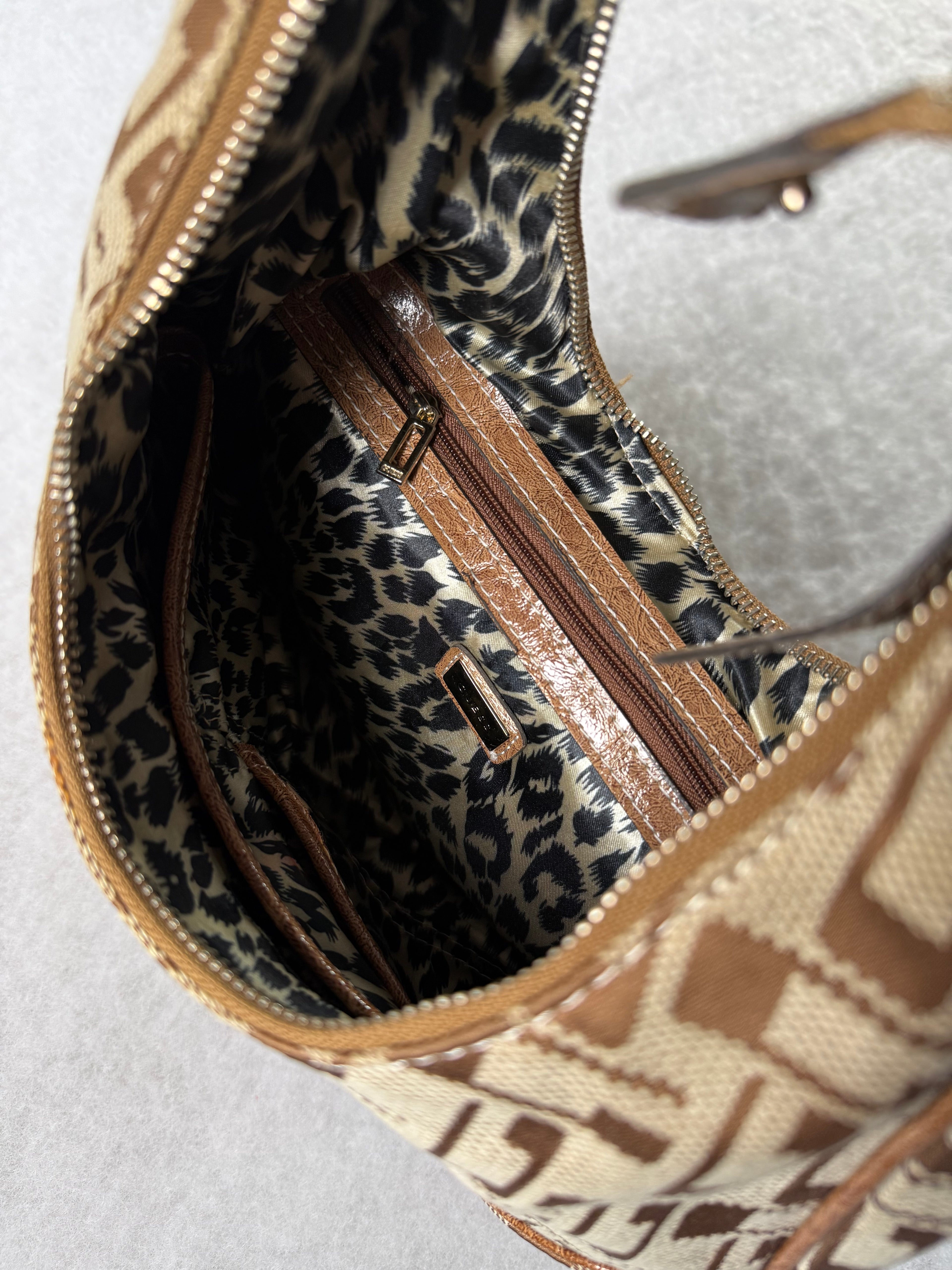 Guess Tasche
