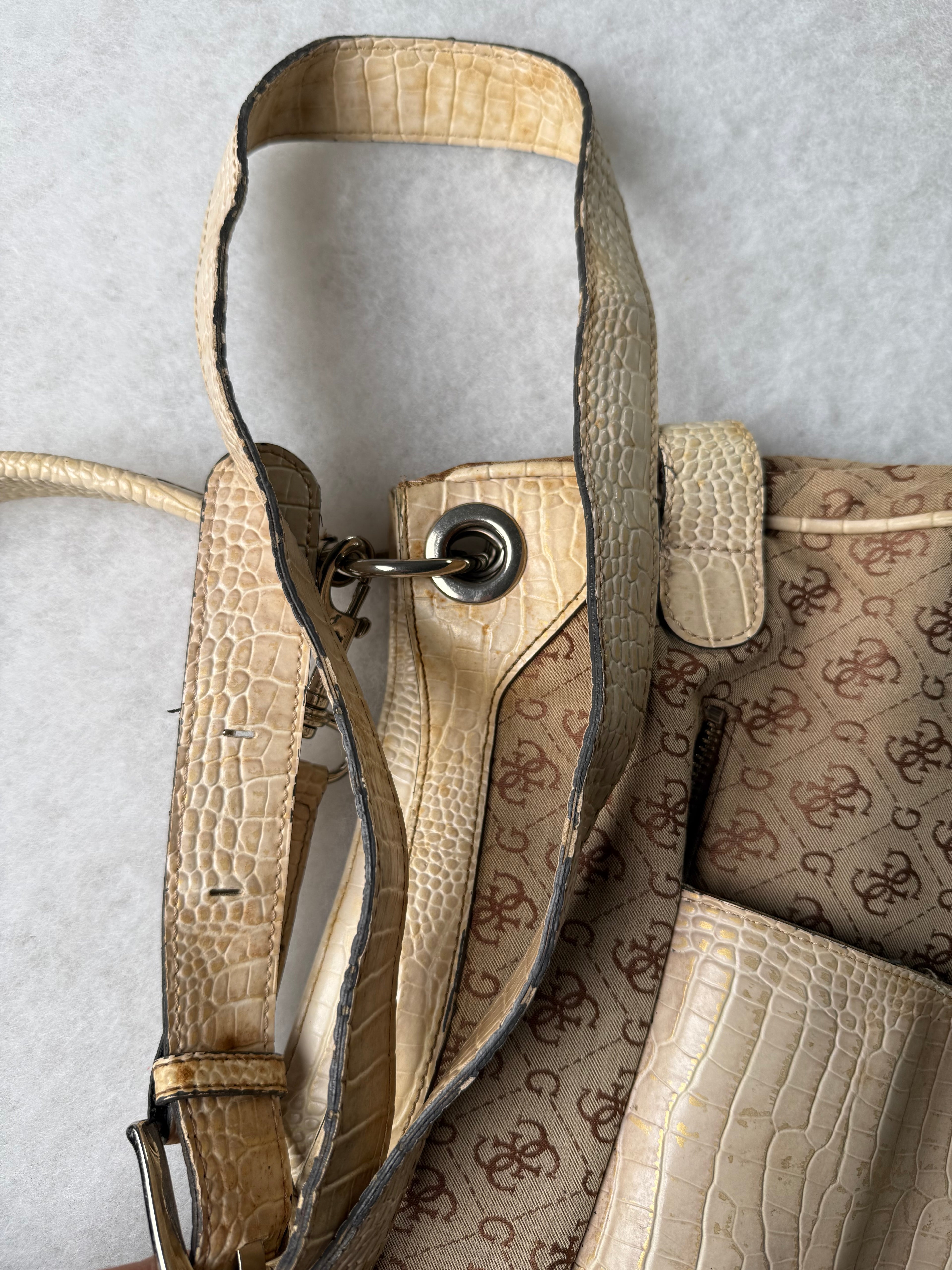 Guess Tasche