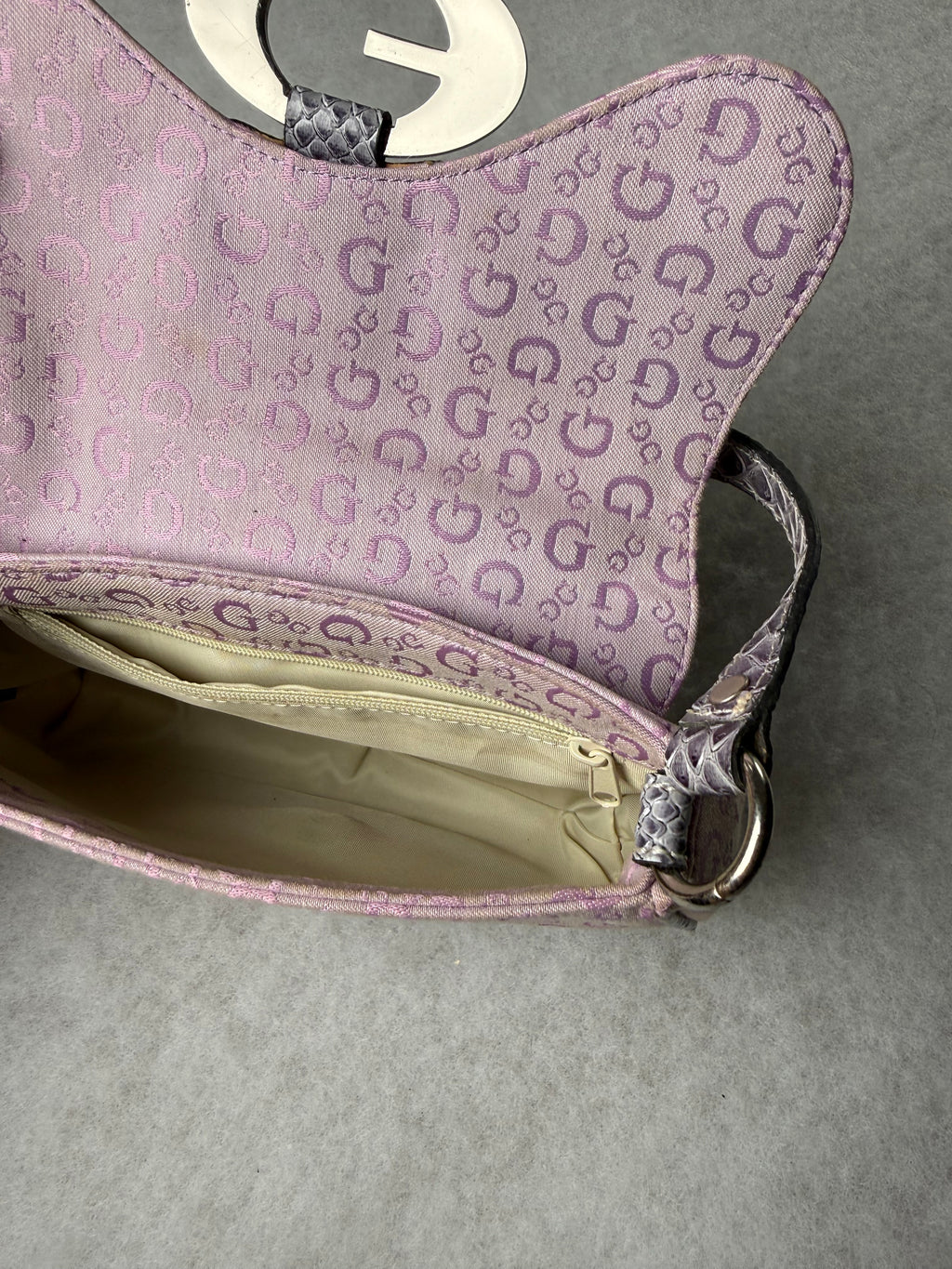 Guess Tasche
