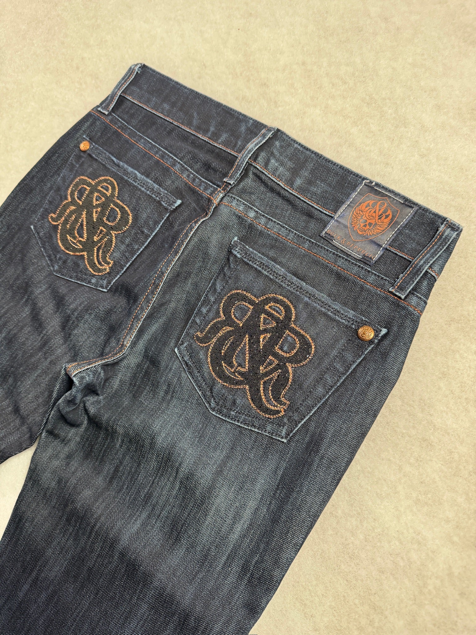 Rock & Republic Boot Cut Low Waist Jeans 25