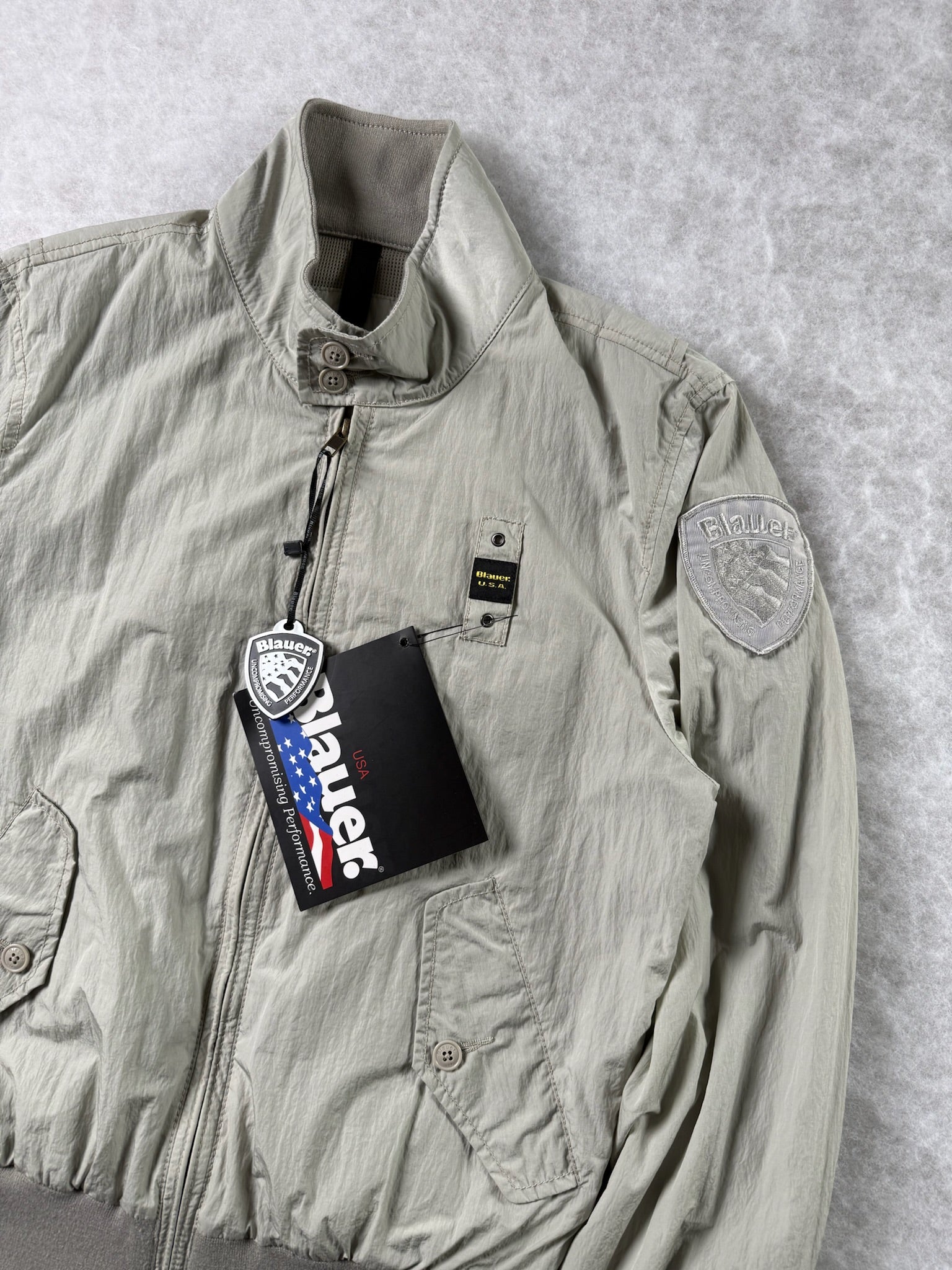 Blauer Übergangsjacke
