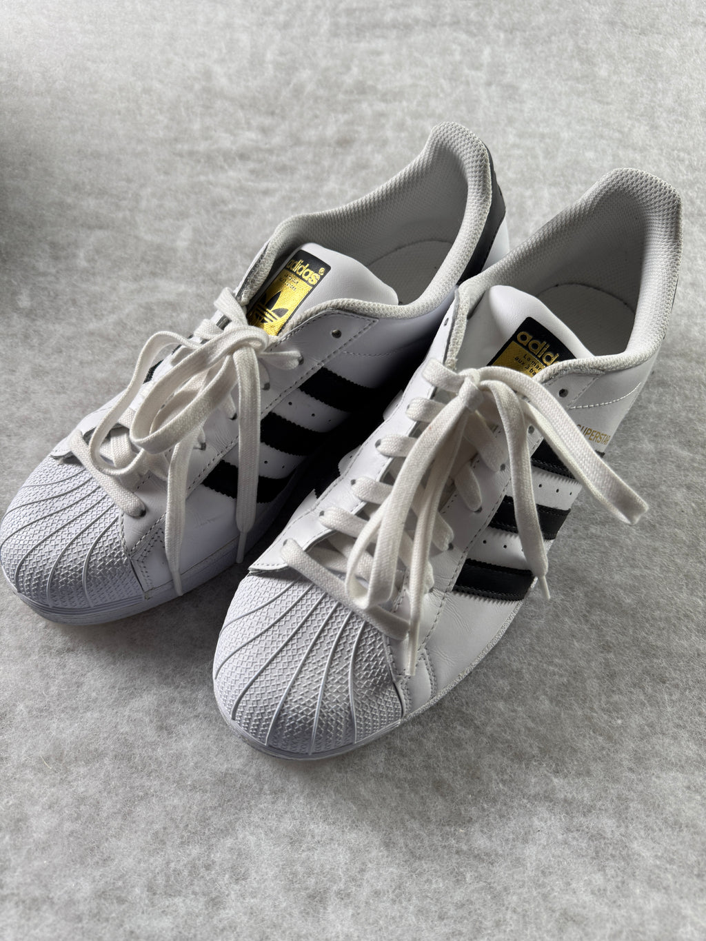 Adidas Superstar