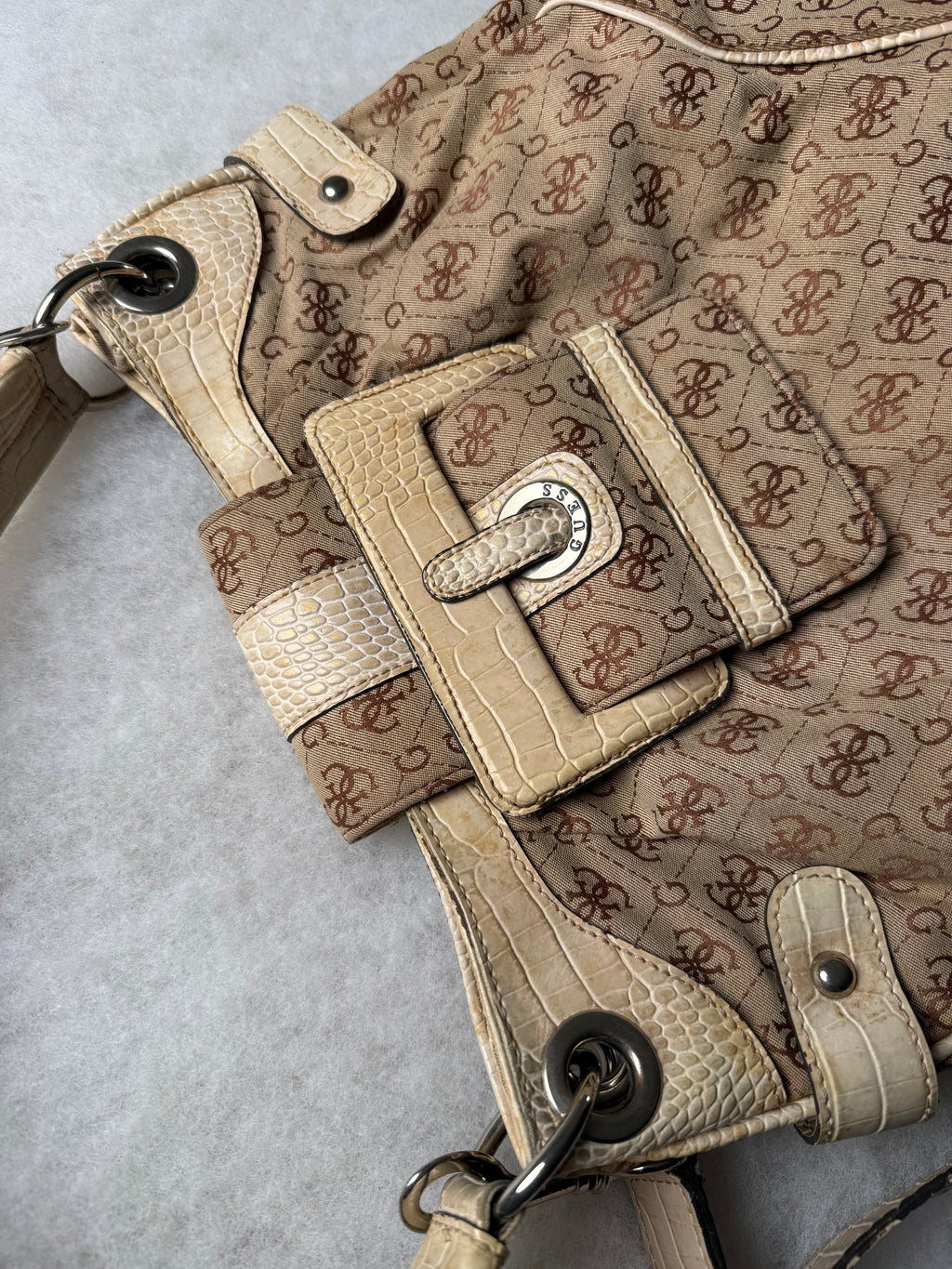 Guess Tasche
