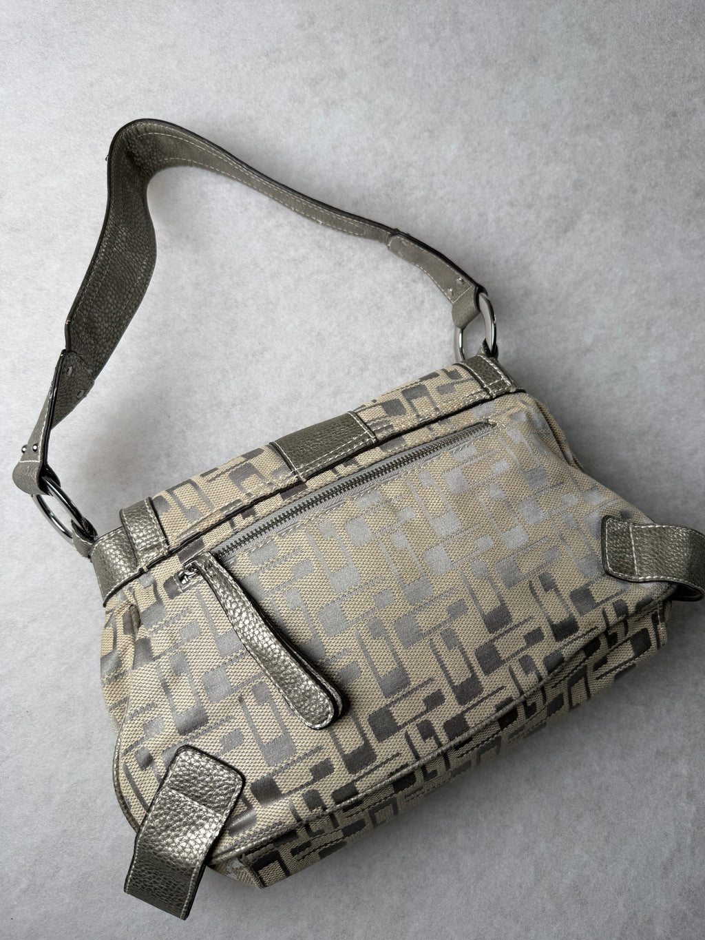 Guess Tasche