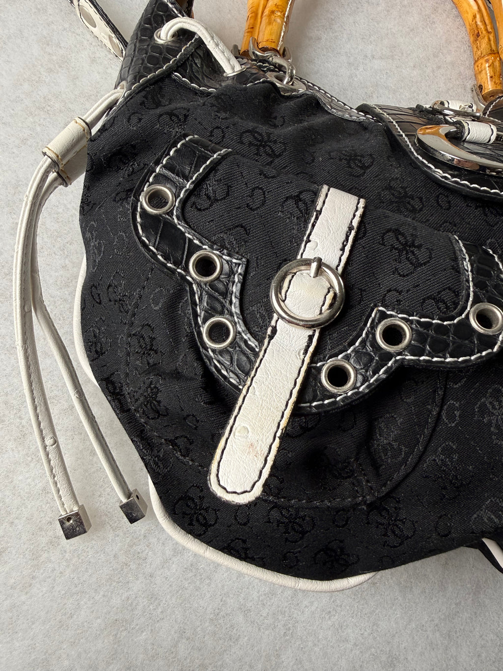 Guess Tasche