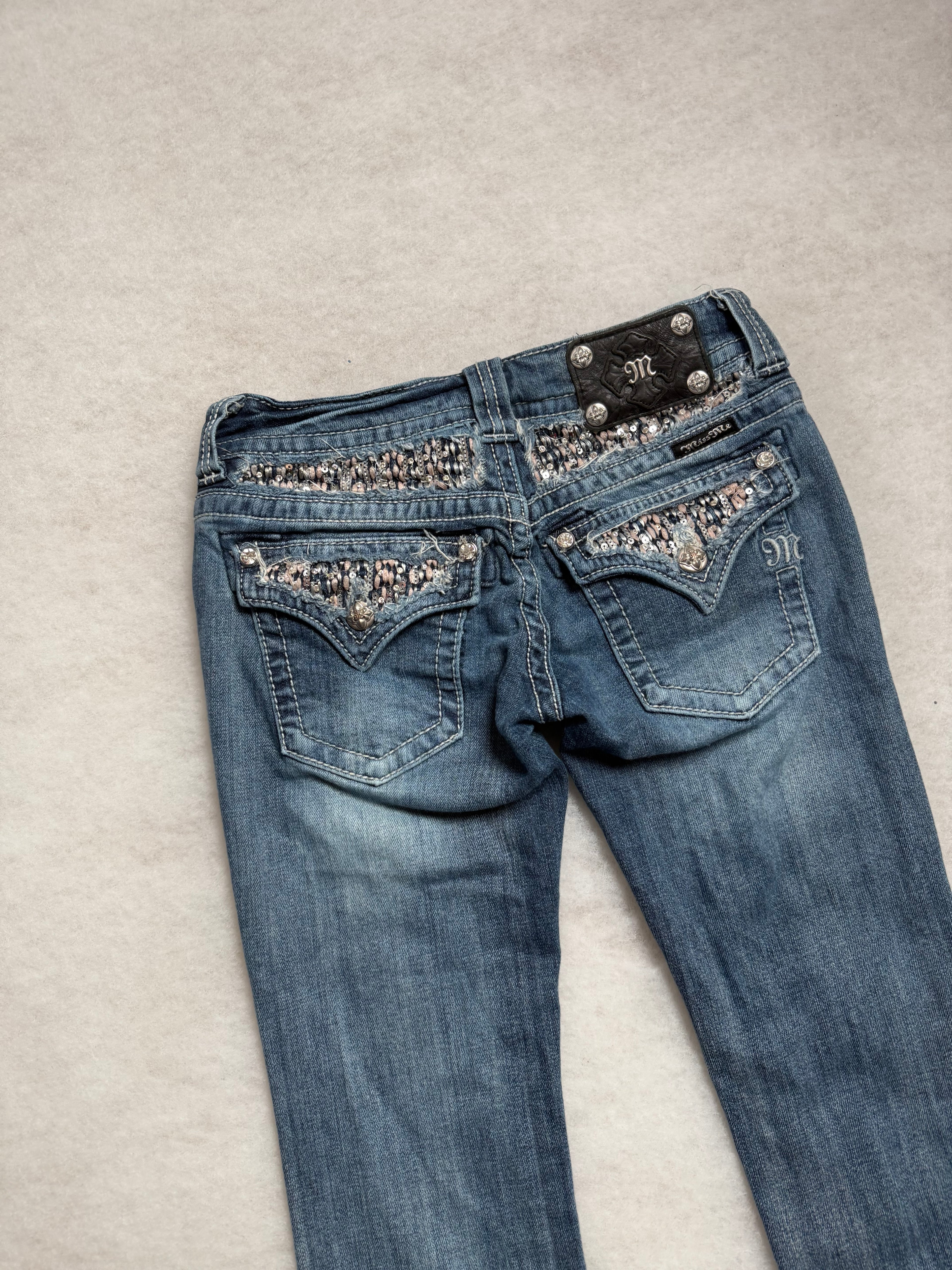 Miss Me Boot Cut Low Waist Jeans 26
