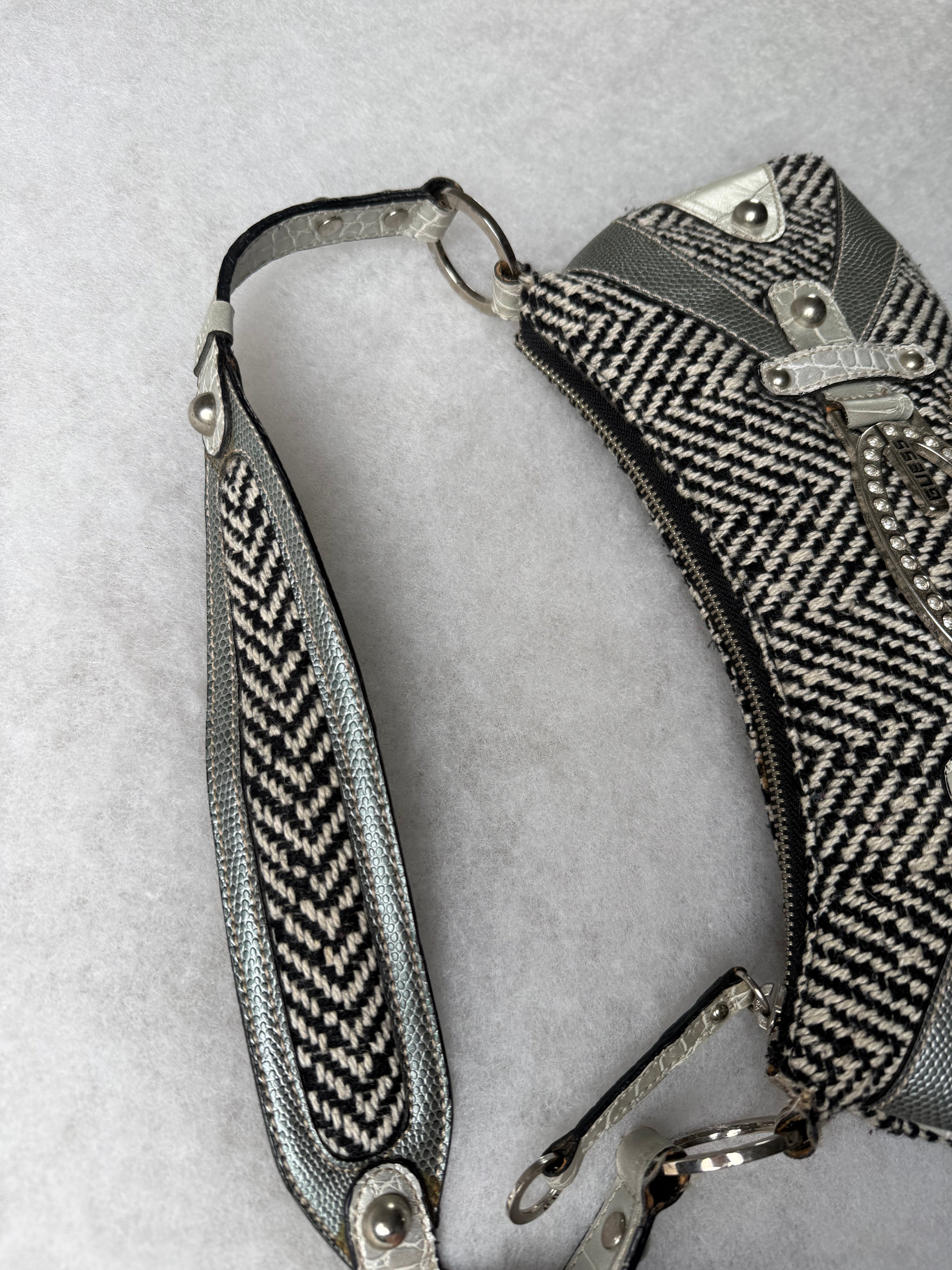 Guess Tasche