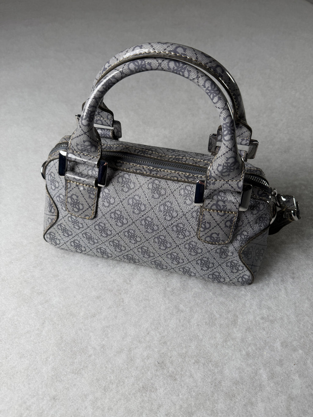 Guess Tasche