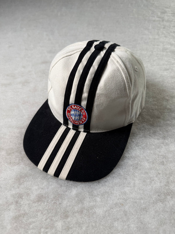 Caps