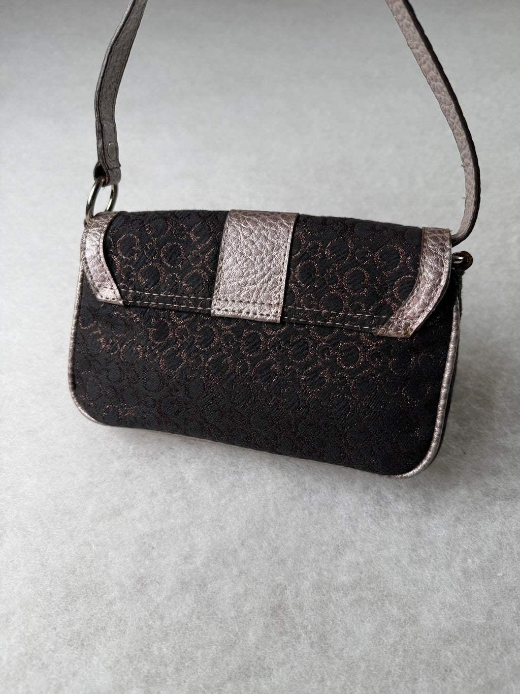 Guess Tasche