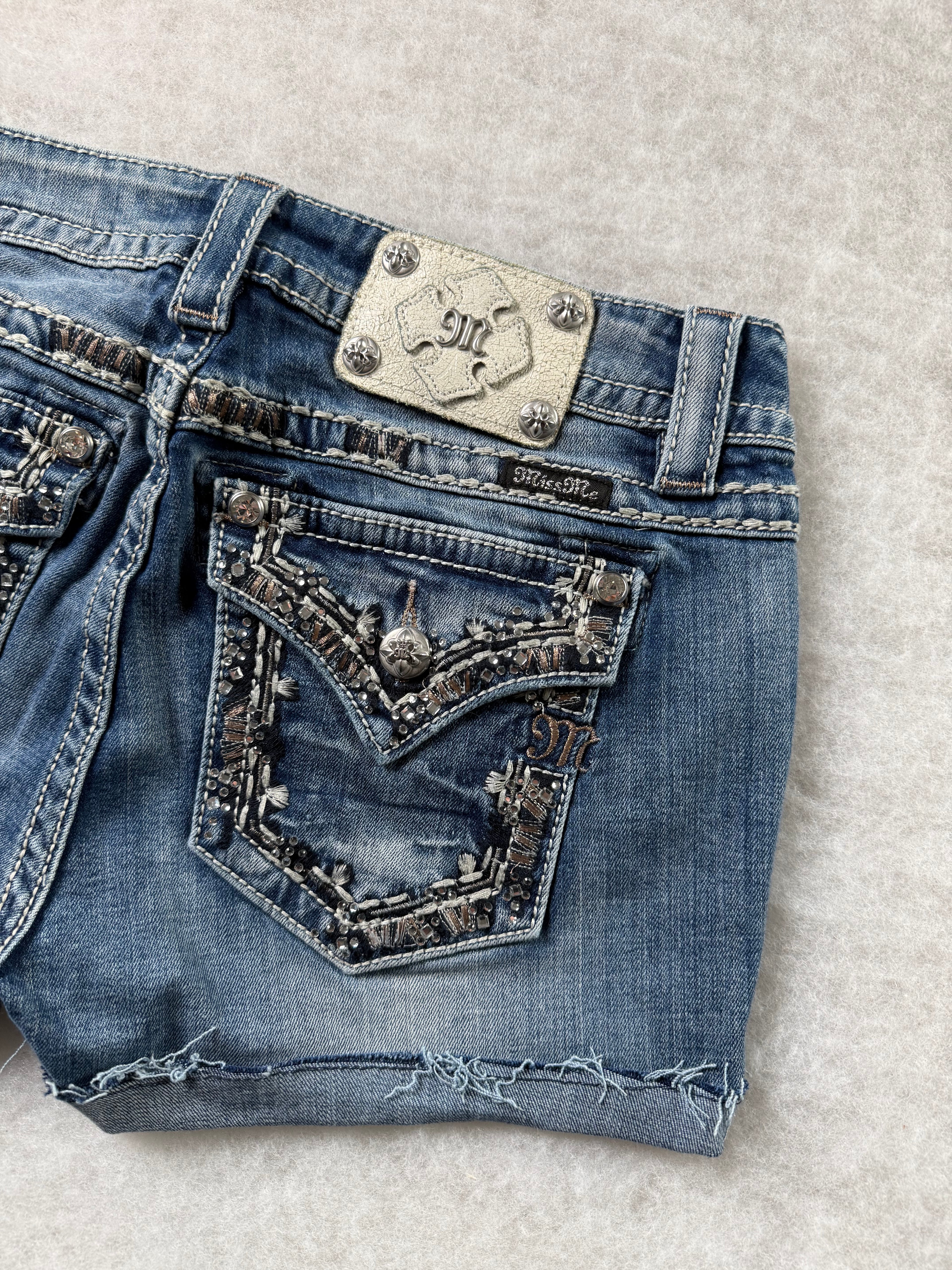 Miss Me Shorts 29