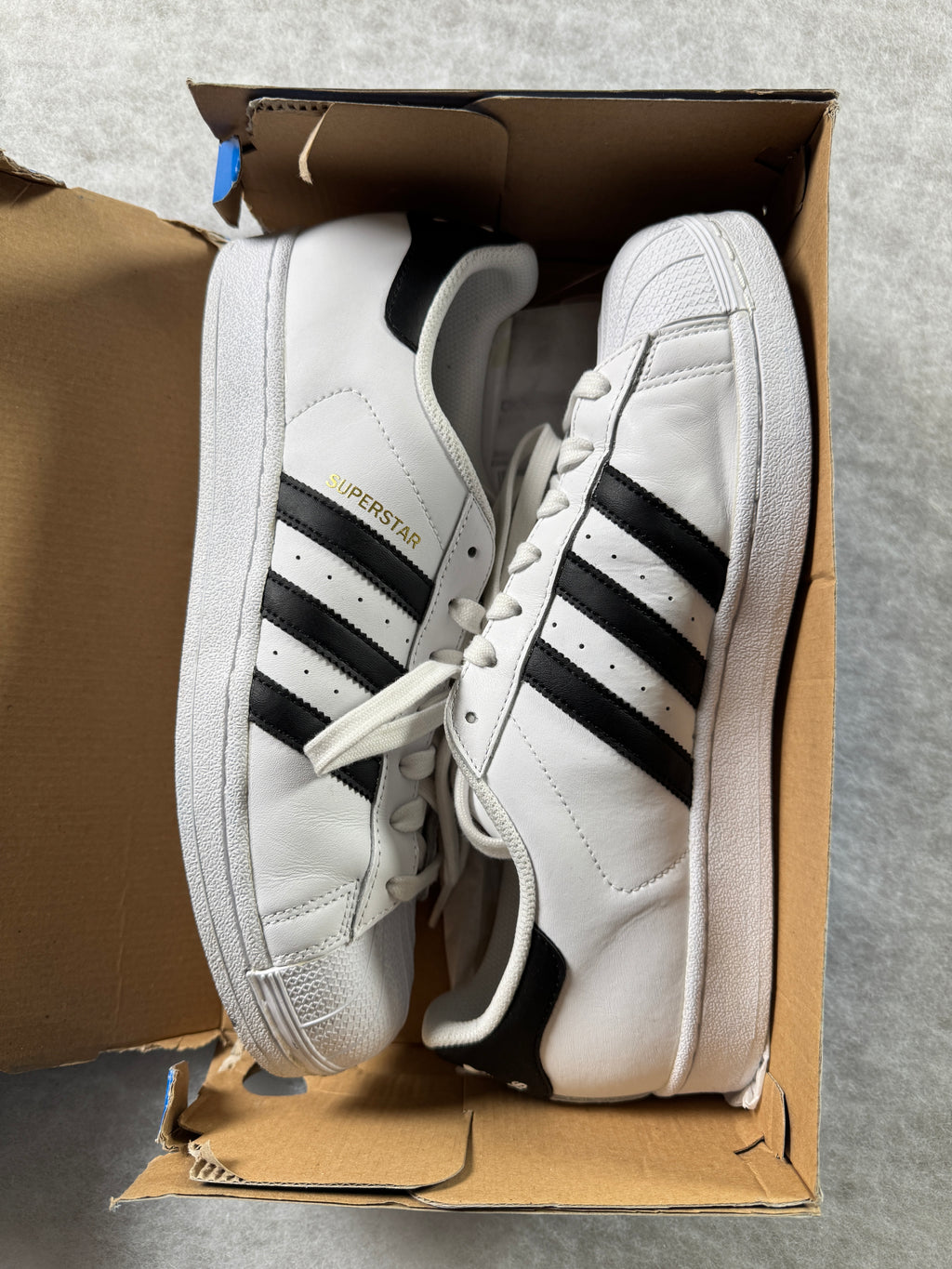 Adidas Superstar