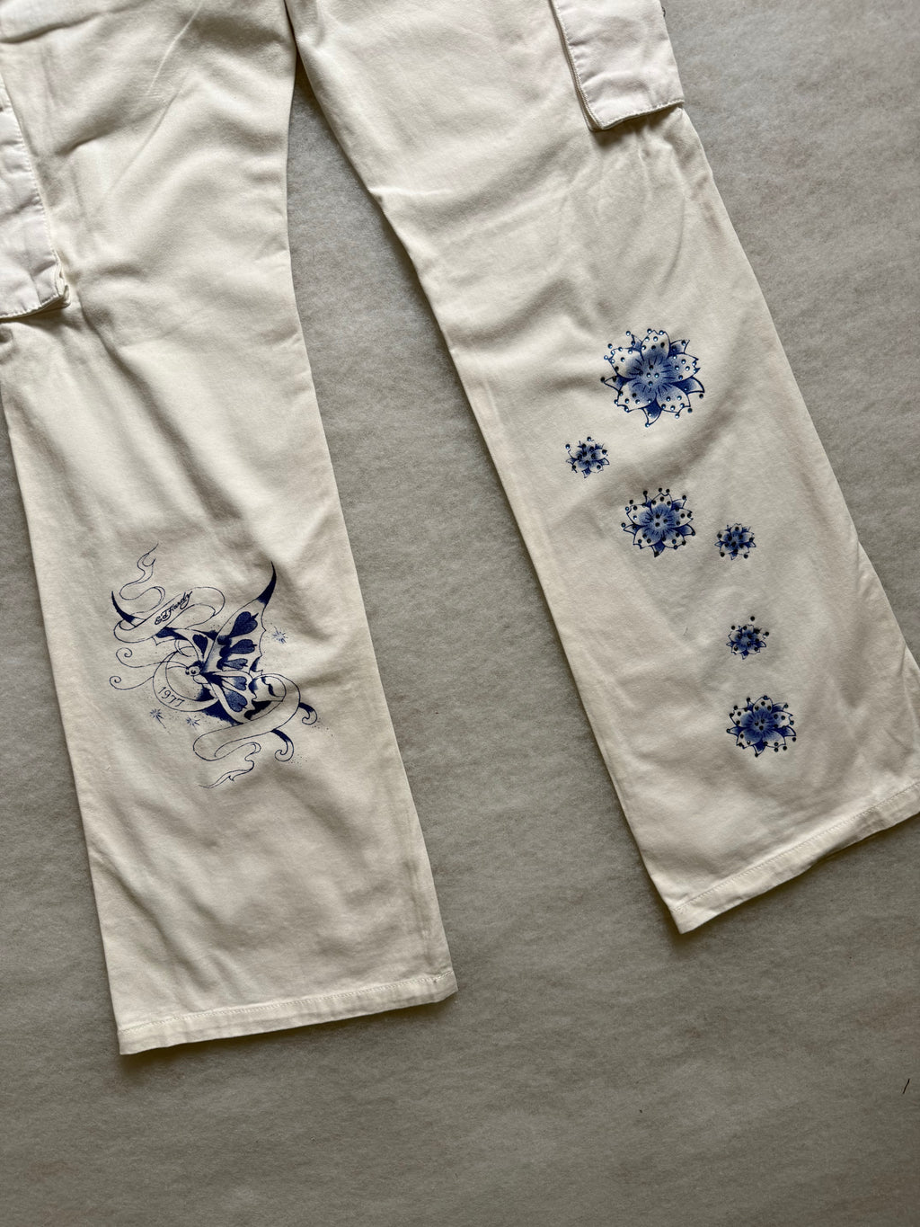Ed Hardy Boot Cut Cargo Pants 26