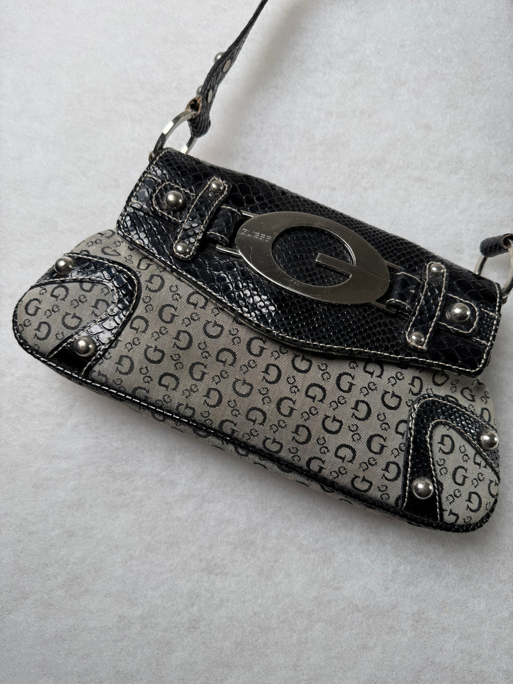 Guess Tasche