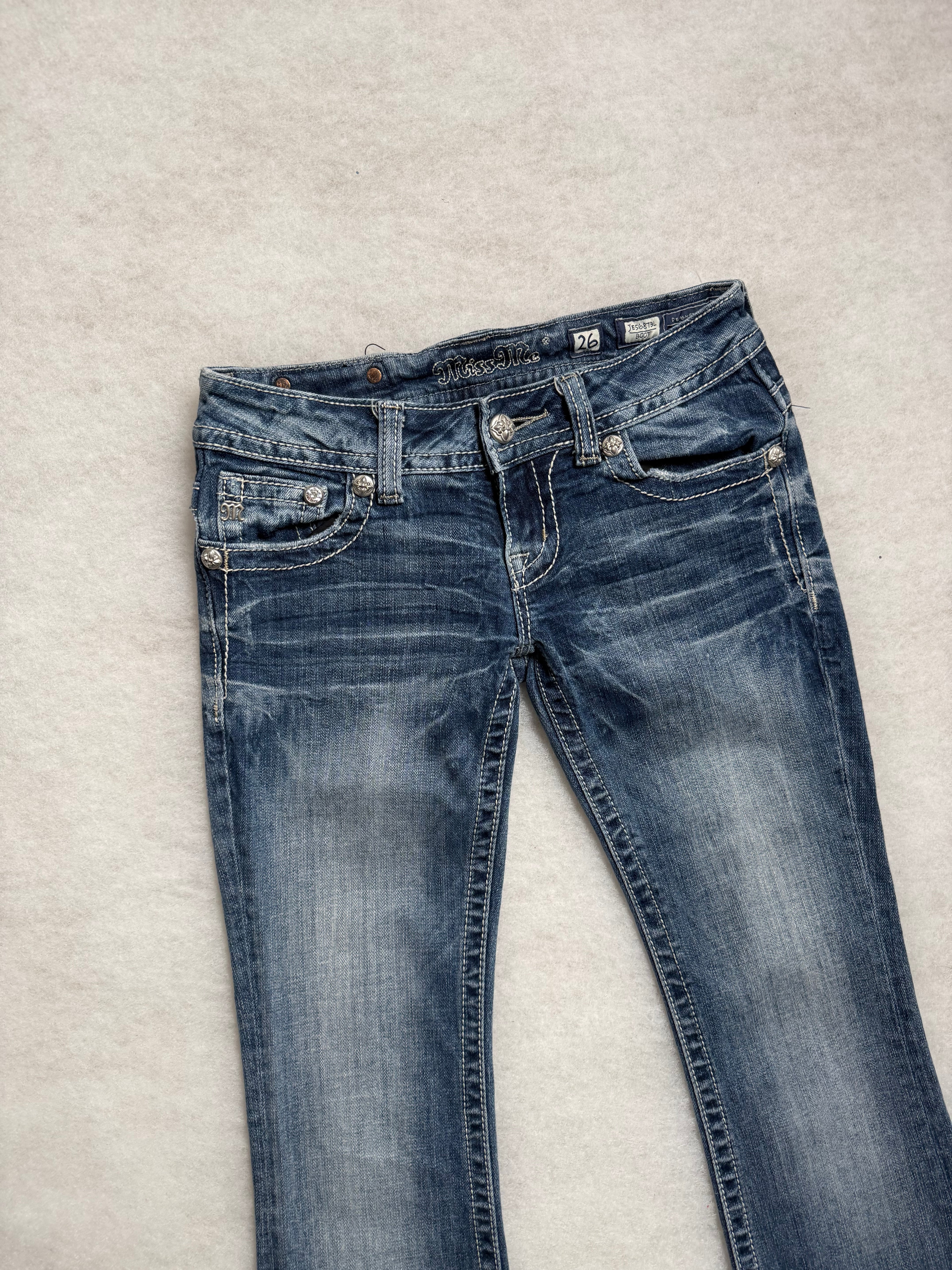 Miss Me Boot Cut Low Waist Jeans 26