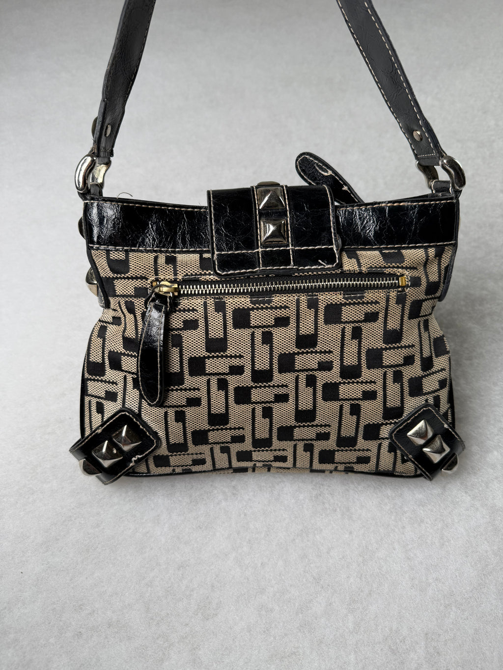 Guess Tasche