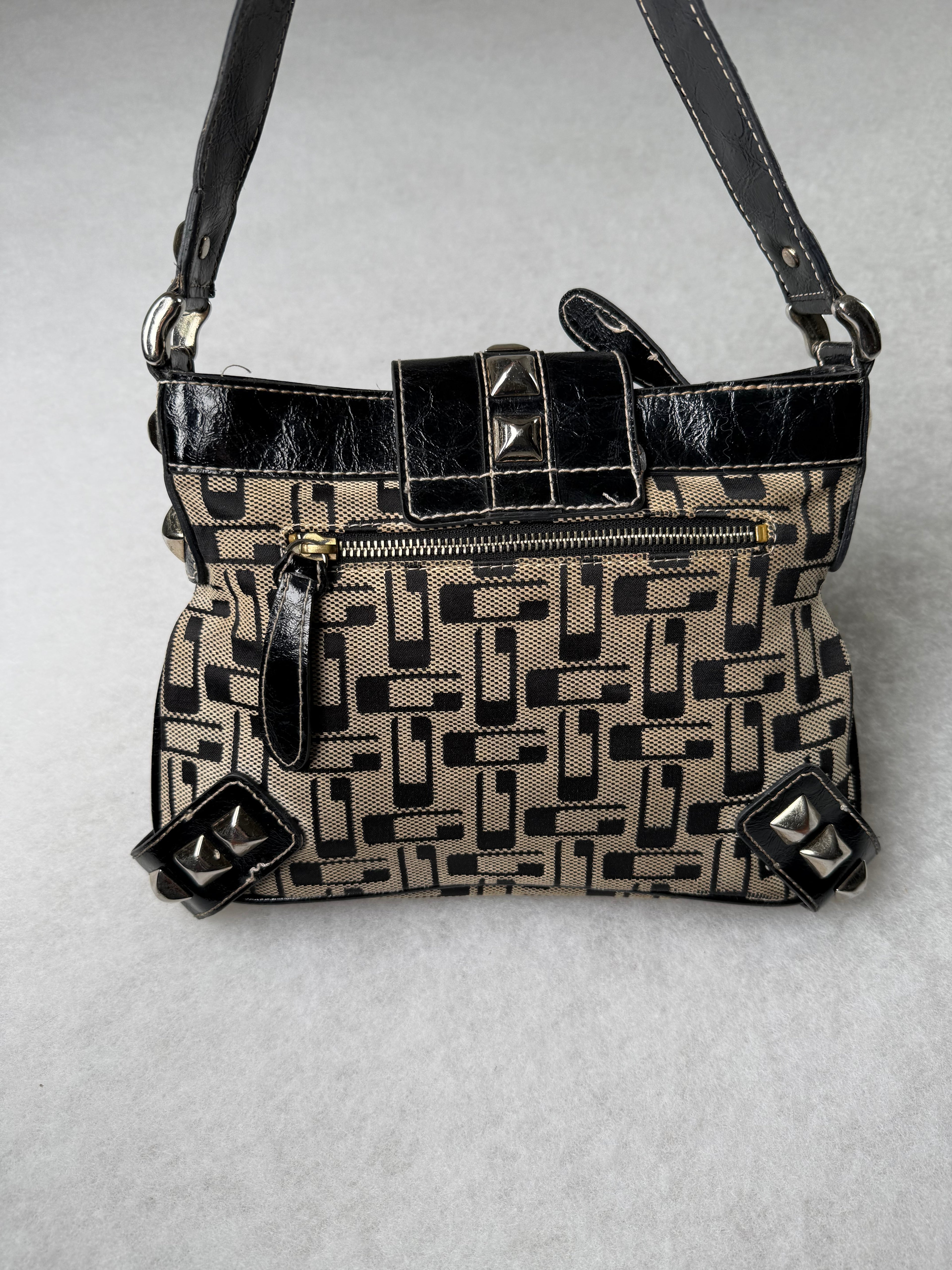 Guess Tasche