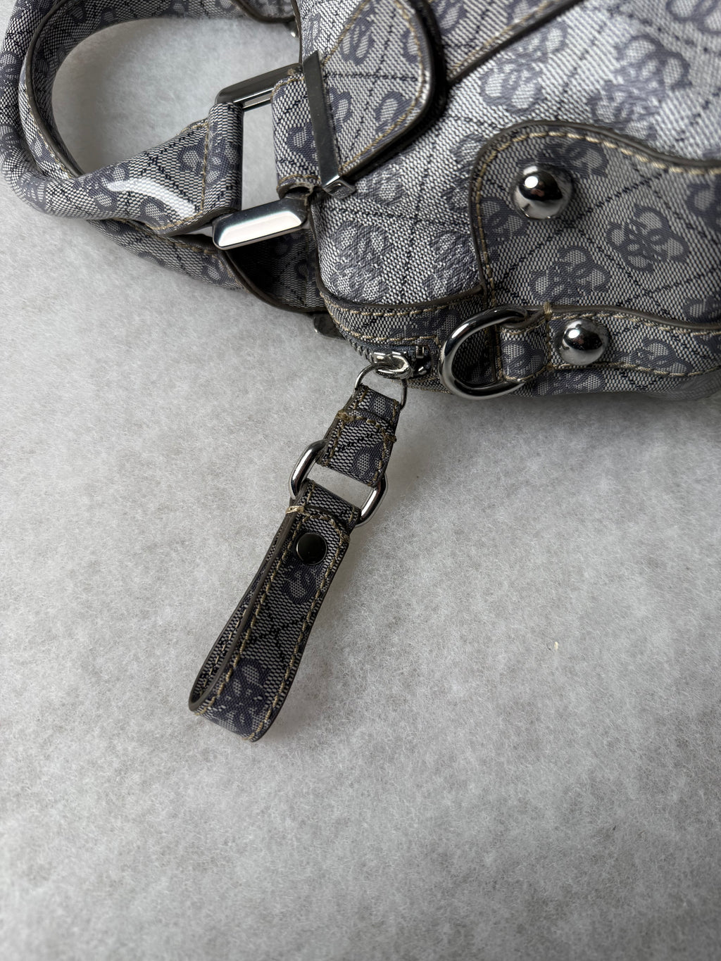Guess Tasche